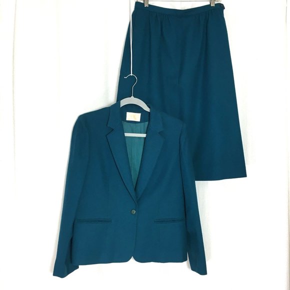 Pendleton Other - Pendleton 12 Vintage Skirt Suit Blazer Set Blue 100% Virgin Wool Dark Academia